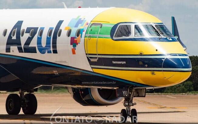 Embraer 195 que homenageia Ayrton Senna retorna ao Brasil