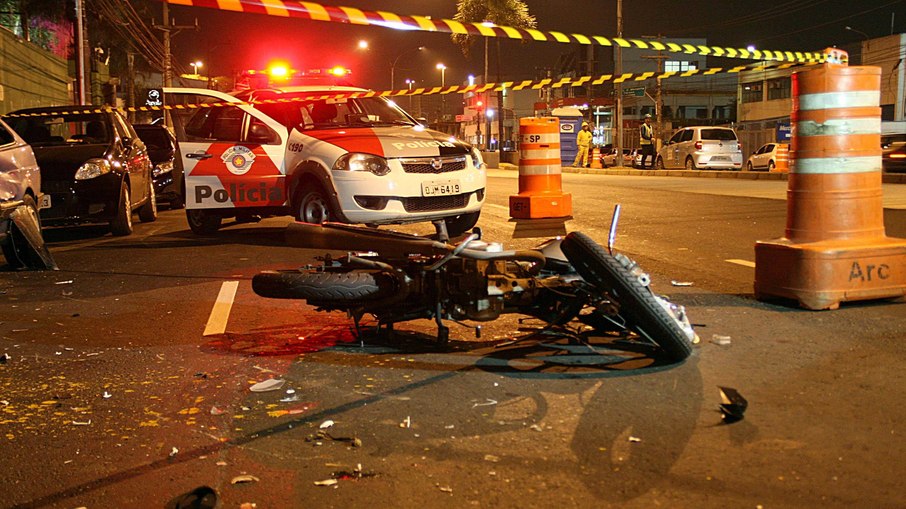 Acidentes com moto no Brasil, em sua maioria, envolvem jovens de 18 a 24 anos