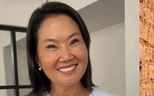 Keiko Fujimori ultrapassa Roberto Sánchez e lidera eleição no Peru na reta final da apuração Keiko Fujimori ultrapassa Roberto Sánchez e lidera eleição no Peru na reta final da apuração