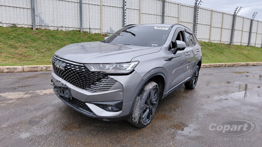 GWM Haval H6 2025 está entre os eletrificados disponíveis no leilão, com valor de referência de R$ 181.738 na Fipe