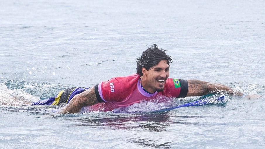 Gabriel Medina é considerado o principal nome a conquistar uma medalha na categoria masculina