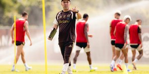Atleta do Flamengo provoca elenco do Cruzeiro ao falar de técnico
