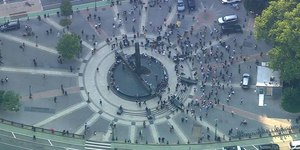 Manifestantes se reúnem em NY contra ações anti-imigração