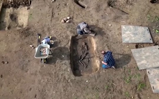 Tesouro viking milenar surge na Alemanha e intriga arqueólogos