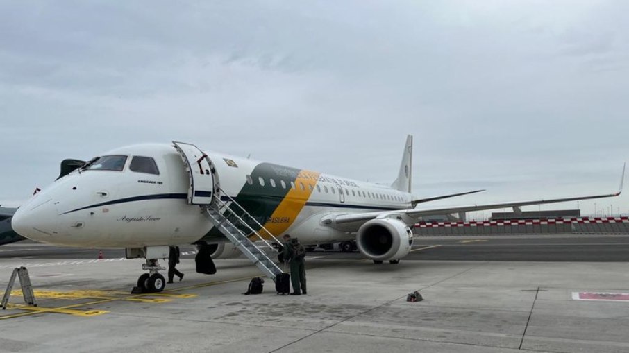 Avião presidencial rumo ao Egito