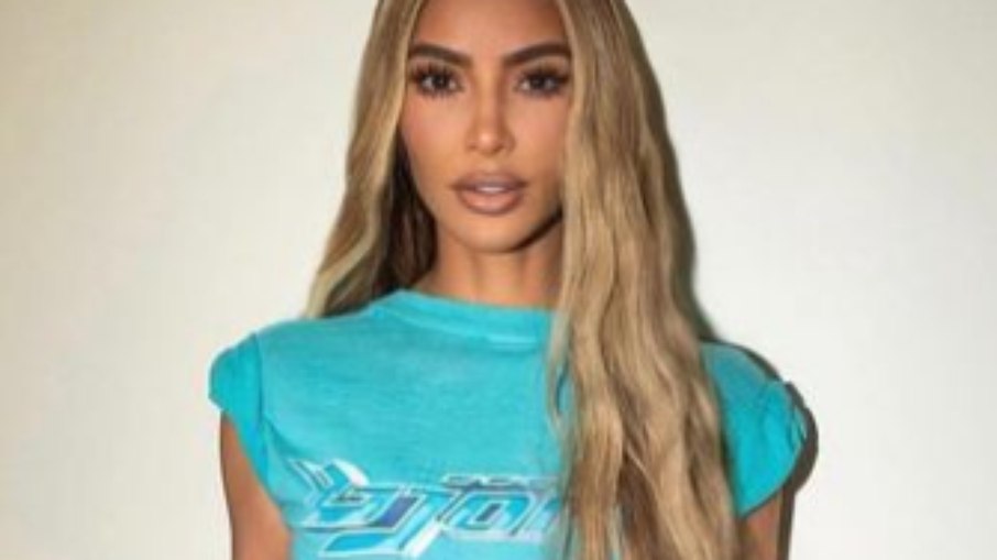 Estrela da série The Kardashians revela código de vestimenta de seus funcionários