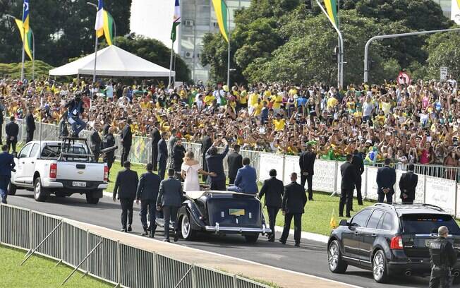 CerimÃ´nia de posse de Bolsonaro teve inÃ­cio com desfile em carro aberto. Foto: Geraldo Magela/AgÃªncia Senado - 1.1.19