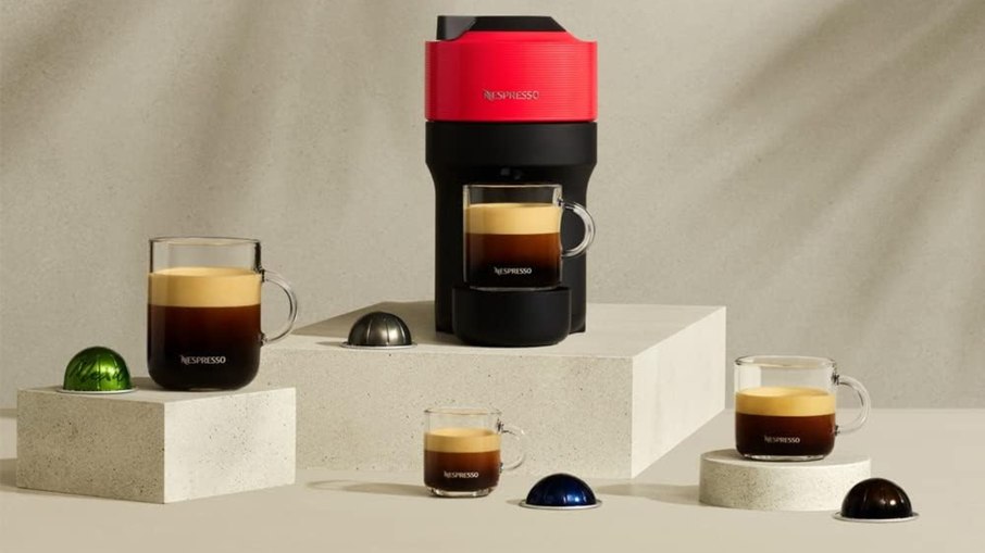 Nespresso e Electrolux estão entre as máquinas de café com os melhores descontos no Esquenta Prime Day da Amazon. Aproveite as ofertas antecipadas!