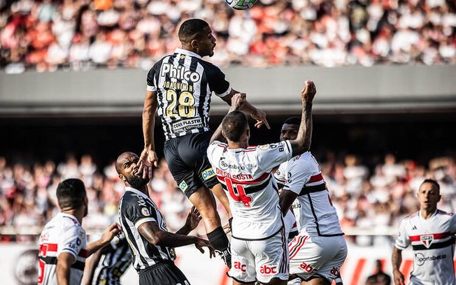 Santos sofre dez gols em três jogos e liga alerta