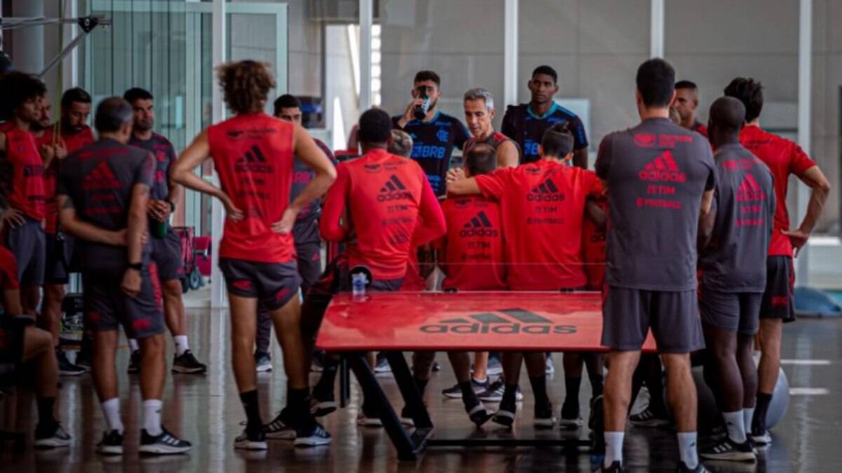 Flamengo inicia preparação para o décimo jogo com Paulo Sousa
