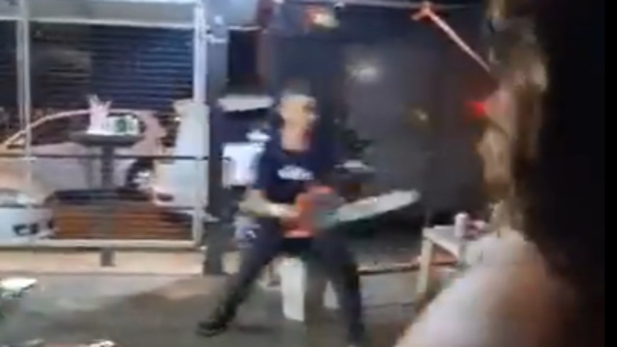 O caso aconteceu na noite do último domingo (23)