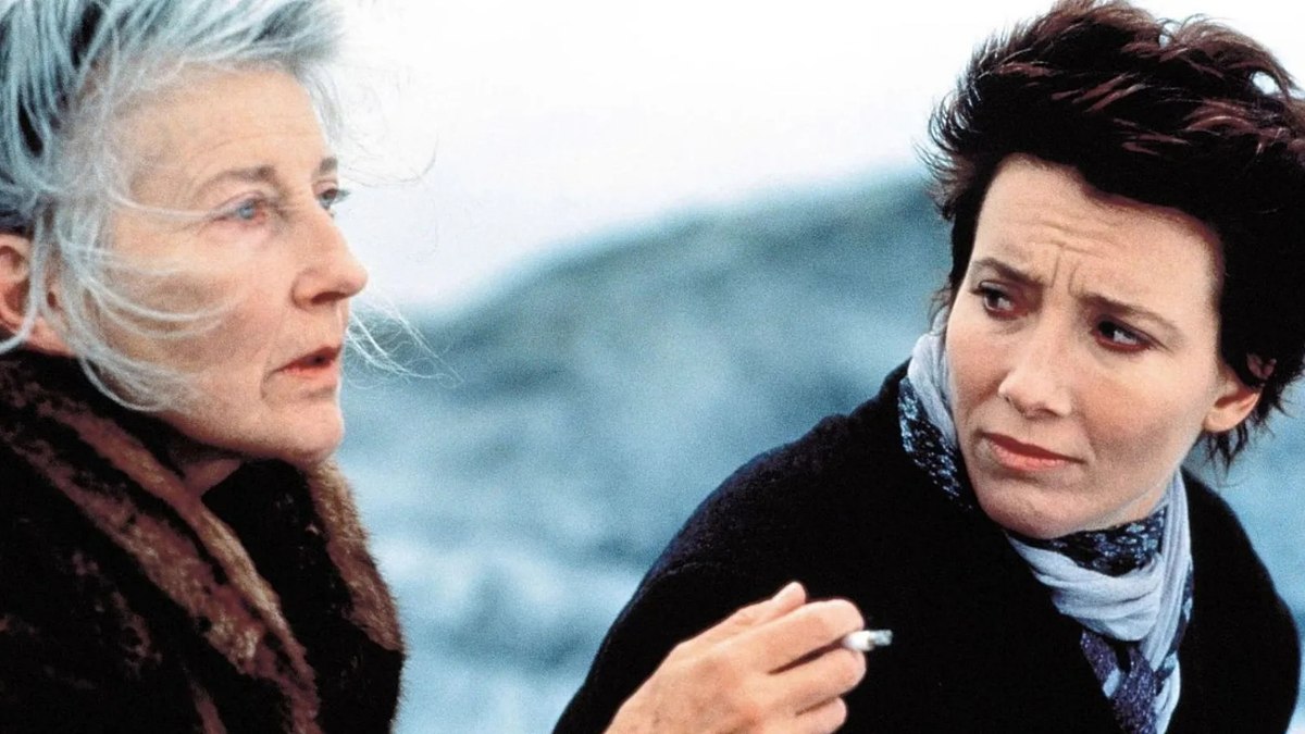 Phyllida Law ao lado de sua filha Emma 