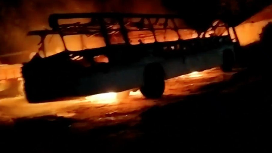 Ônibus foram incendiados em noite de ataques no Rio Grande do Norte