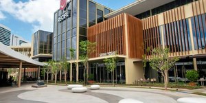 Incêndio atinge loja de eletrodomésticos em shopping no Recife