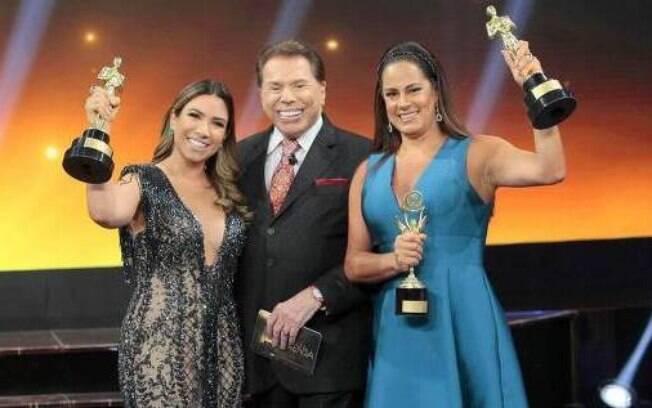 Silvio Santos com as filhas na entrega do Troféu Imprensa: apresentador comentou 