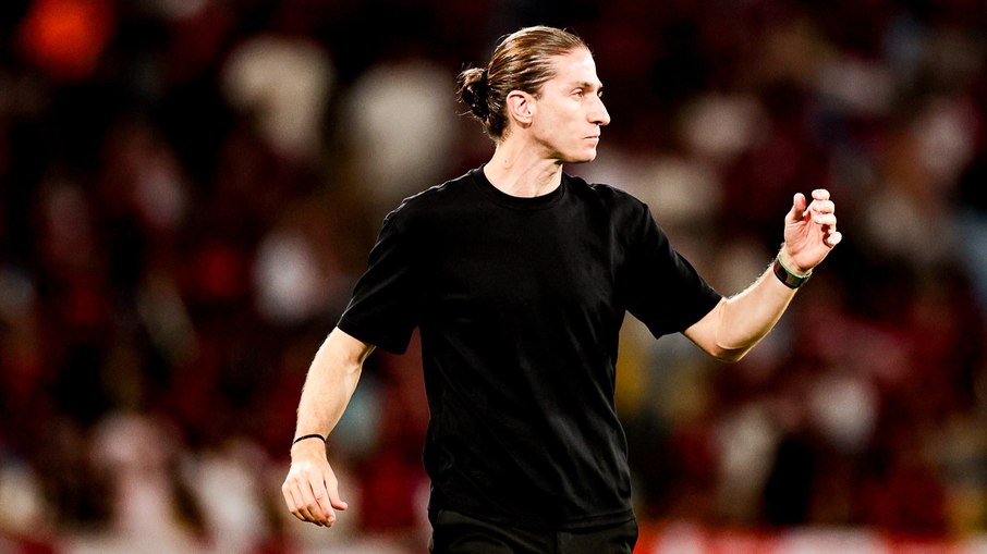 Filipe Luís não é mais técnico do Flamengo