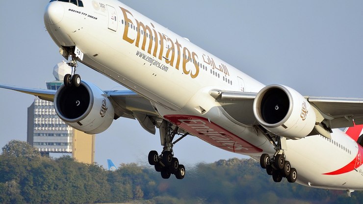 Emirates%20ter%C3%A1%20voos%20di%C3%A1rios%20Rio-Dubai%20com%20su%C3%ADtes%20a%20bordo