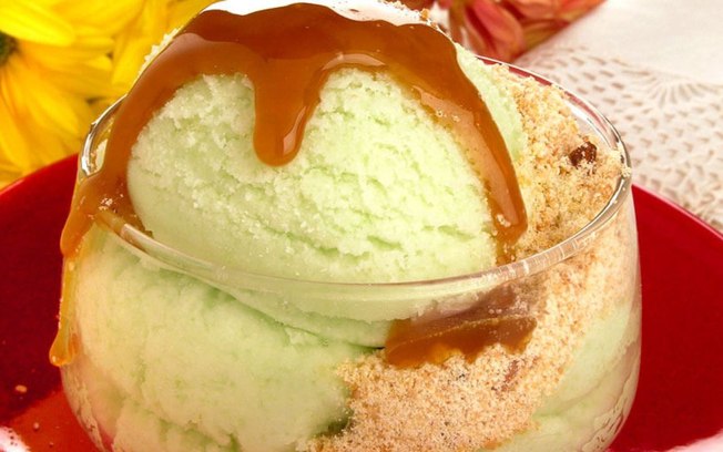 5 receitas de sorvete caseiro para impressionar na sobremesa
