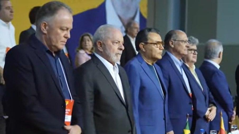Lula e Alckmin na convenção do PSB