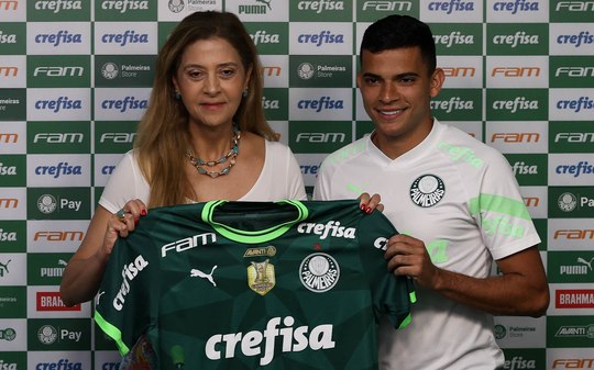 Atacante do Cruzeiro revela que prefere não voltar ao Palmeiras