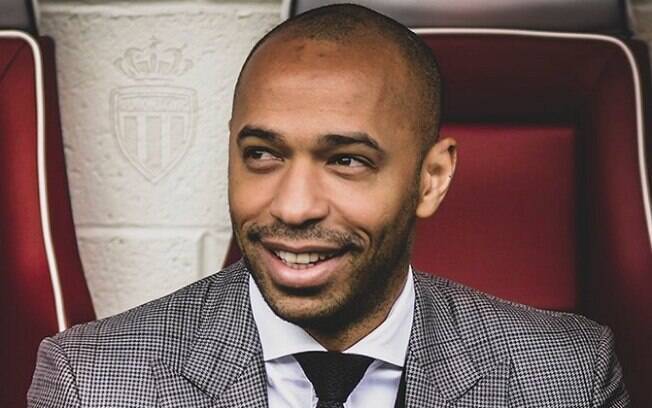 Thierry Henry foi anunciado como novo treinador do Monaco