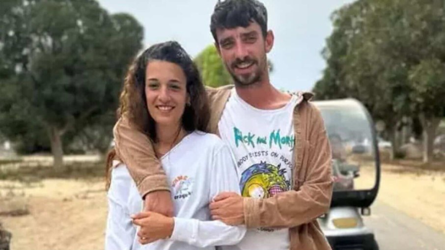 Arbel e Ariel: foto anterior ao sequestro do casal Arbel e Ariel: foto anterior ao sequestro do casal