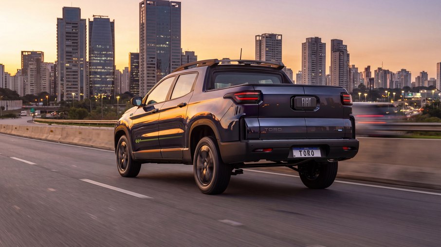 Fiat Toro Edição Especial 50 Anos terá visual exclusivo e produção limitada a 550 unidades