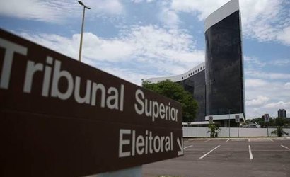 Corregedor do TSE libera provisoriamente canal 'Exército do Lula'