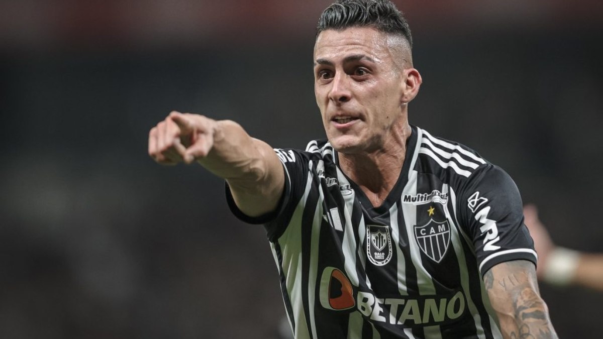 Grêmio oficializa contratação de Cristian Pavón, ex-Atlético-MG Grêmio oficializa contratação de Cristian Pavón, ex-Atlético-MG