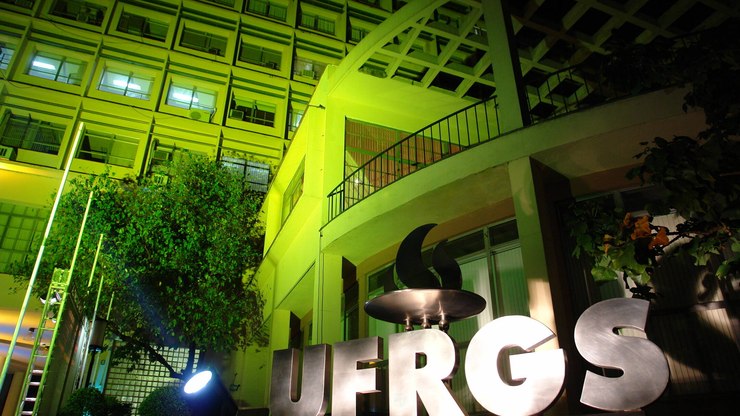 Vestibular%20UFRGS%202026%20ser%C3%A1%20nos%20dias%2029%20e%2030%20de%20novembro