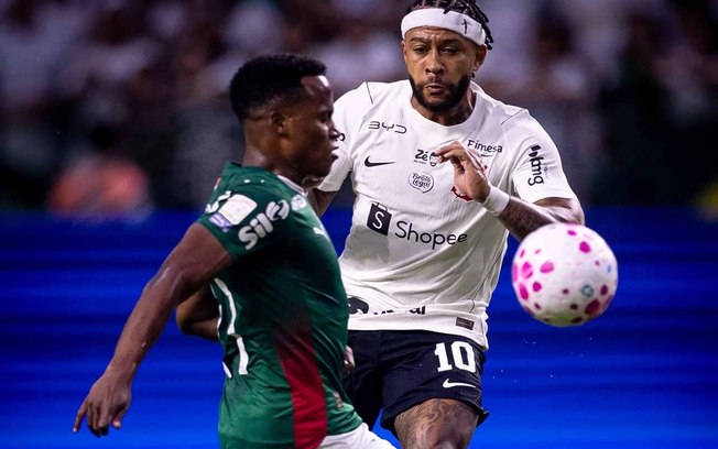 Depay será um dos desfalques do Corinthians na possível estreia de Seedorf
