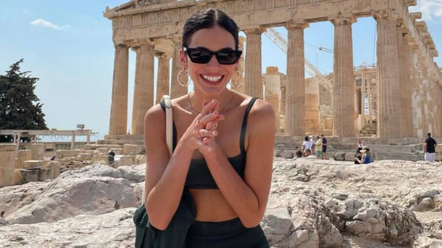 Bruna Marquezine curte viagem relâmpago para a Grécia: '24 horas em Atenas'