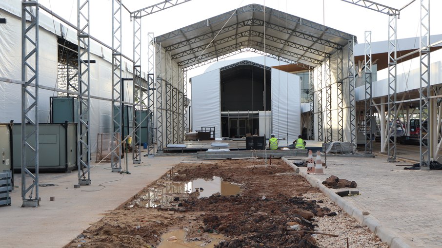 Com 500 mil m², Parque vive a rotina intensa de canteiro de obras