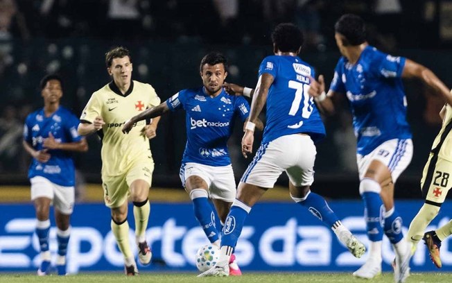 Vasco venceu o Cruzeiro e encerrou o jejum no Brasileirão Vasco venceu o Cruzeiro e encerrou o jejum no Brasileirão