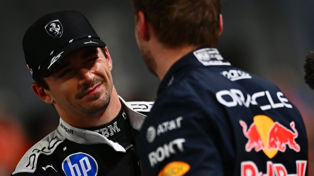 Max Verstappen conquista pole position no GP de Singapura