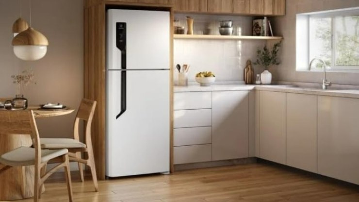 Amazon%20faz%20queima%20de%20estoque%20em%20geladeiras%20Electrolux