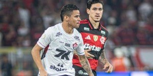 Vitória detona arbitragem após derrota para o Flamengo