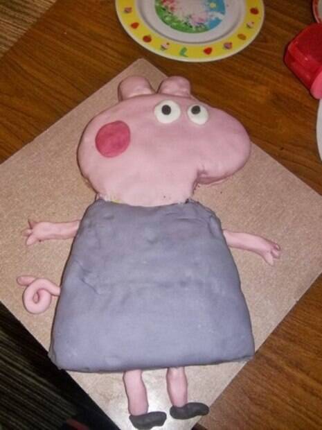 Fail: os piores bolos de aniversário da Peppa Pig já feitos!