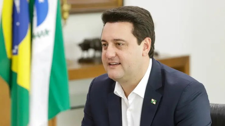 Ratinho Jr. desiste de candidatura à Presidência