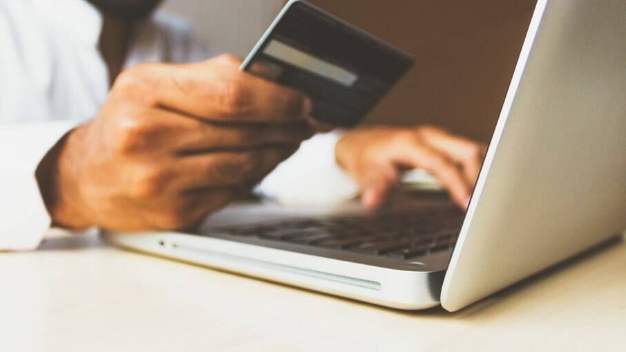 Como fazer compras online com segurança? Dicas e cuidados - SSX