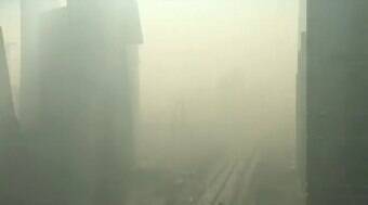 Pequim é "engolida" por poluição em apenas 20 minutos; assista