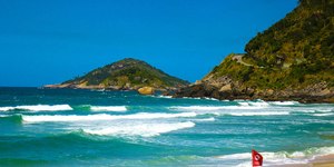 https://turismo.ig.com.br/colunas/celso-martins/2026-07-17/transcarioca-reune-praias--florestas-e-cartoes-postais-em-180-km-pelo-rio.html
