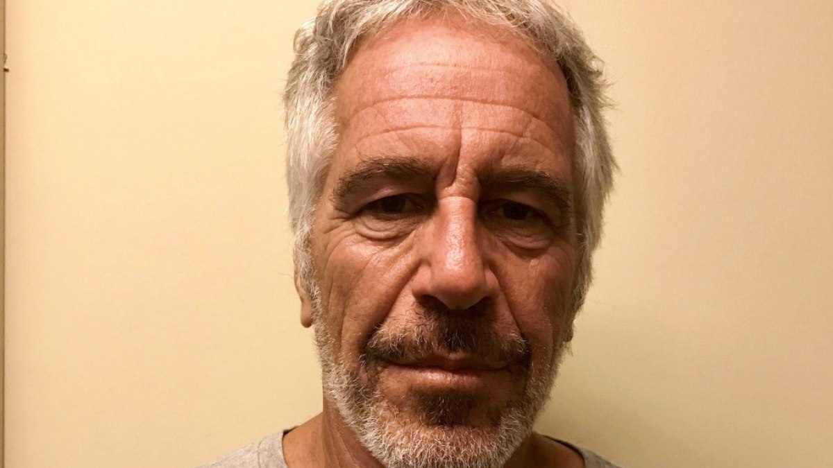 O financista bilionário Jeffrey Epstein, que morreu na cadeia em 2019 O financista bilionário Jeffrey Epstein, que morreu na cadeia em 2019