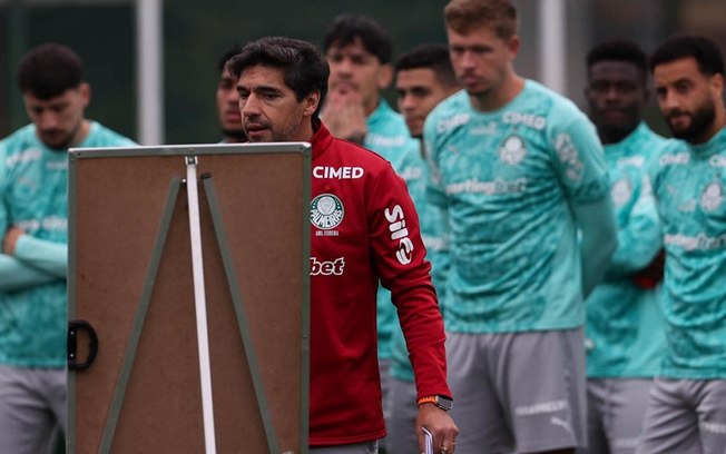 Roberto Carlos teve uma passagem marcante com a camisa do Palmeiras