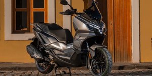 Dafra lança scooter aventureira de 300 cc por R$ 32.990