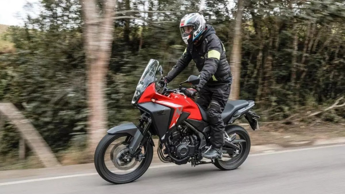 Honda completa família 500 com NX 500,
veja detalhes