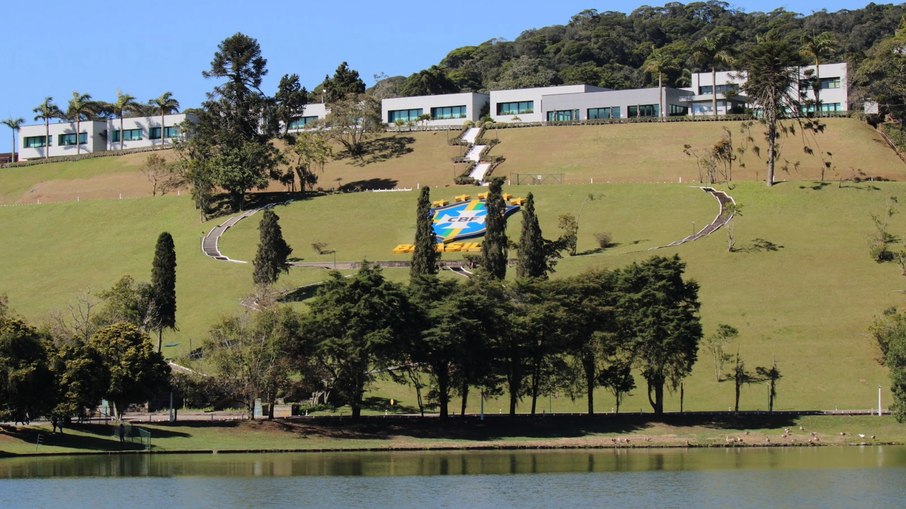 O lago Comary é um dos responsáveis pelo nome do centro de treinamento O lago Comary é um dos responsáveis pelo nome do centro de treinamento