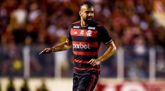Clubes sauditas entram em disputa por Fabrício Bruno, do Flamengo