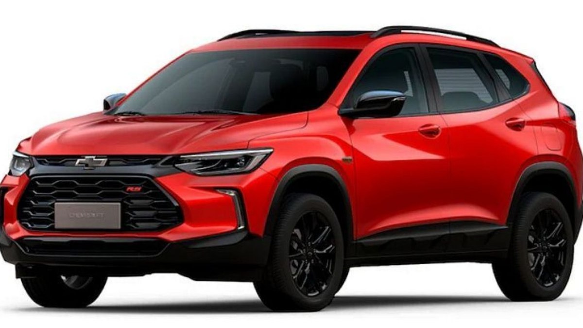 Chevrolet Tracker RS tem detalhes mais esportivos como rodas escurecidas de aro 17 e grade pintada em preto brilhante