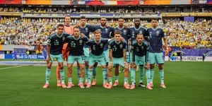 Veteranos são "expulsos" da seleção alemã após fracasso na Copa